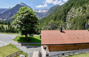 Aussenansicht Hütte